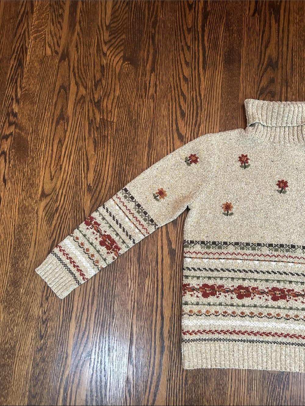 Vintage Floral Knit Turtleneck Sweater - Picture 6 of 8